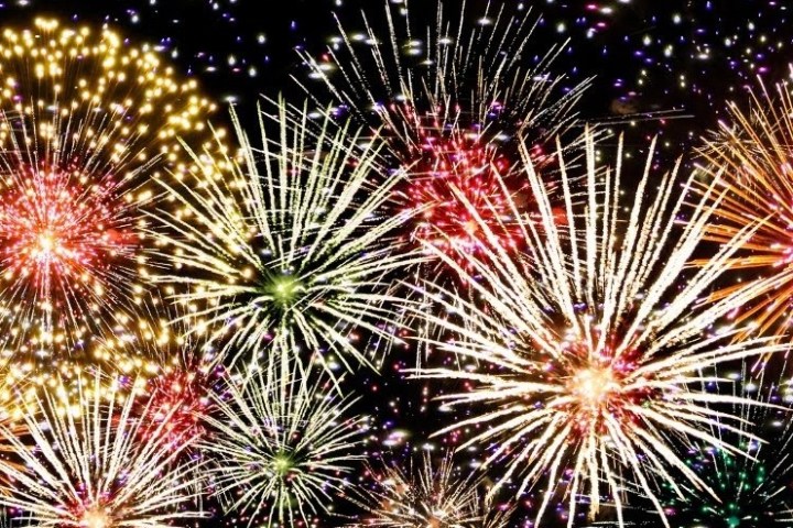 a group of fireworks in the sky